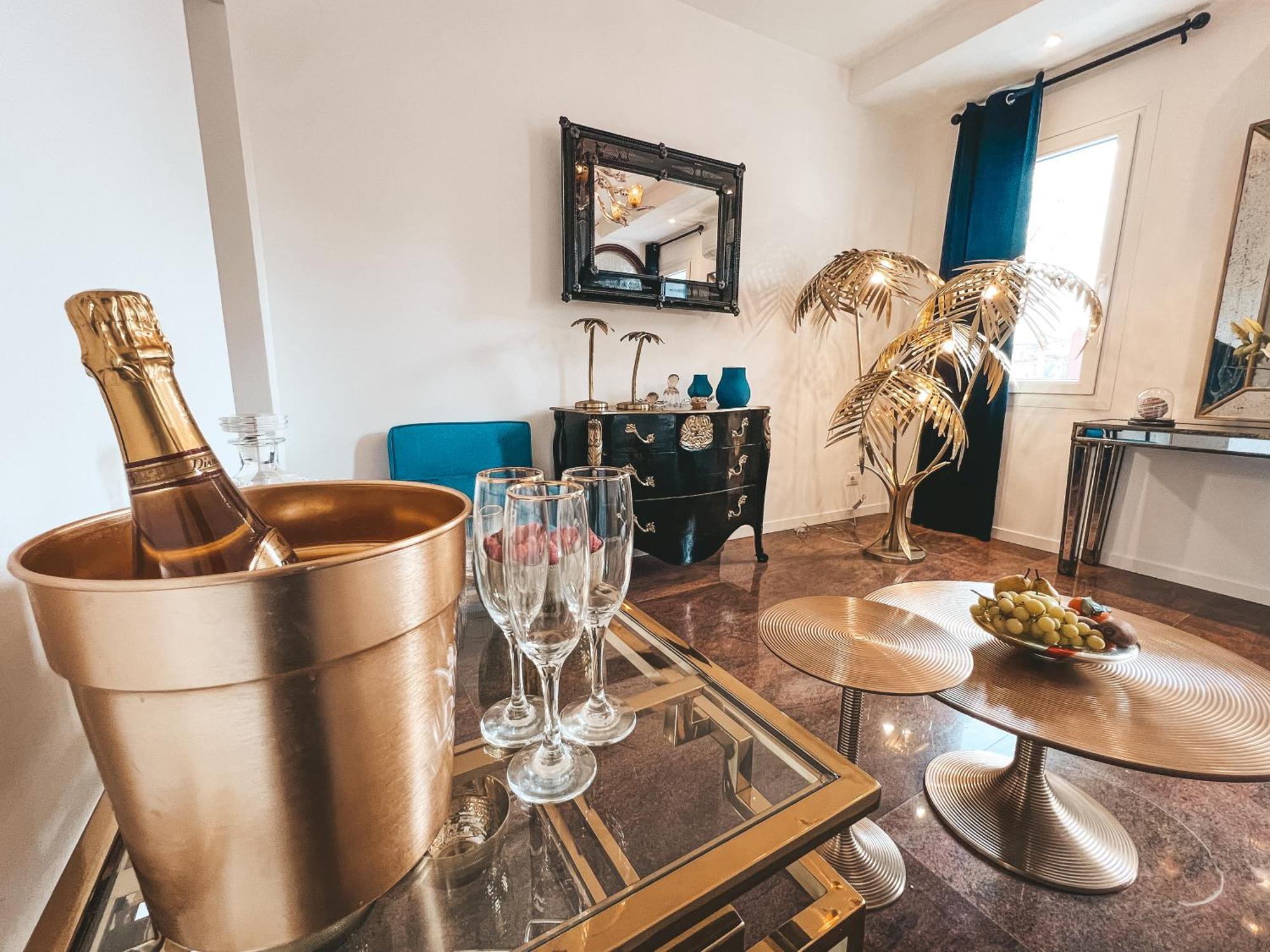 Le Luxury Lagoon